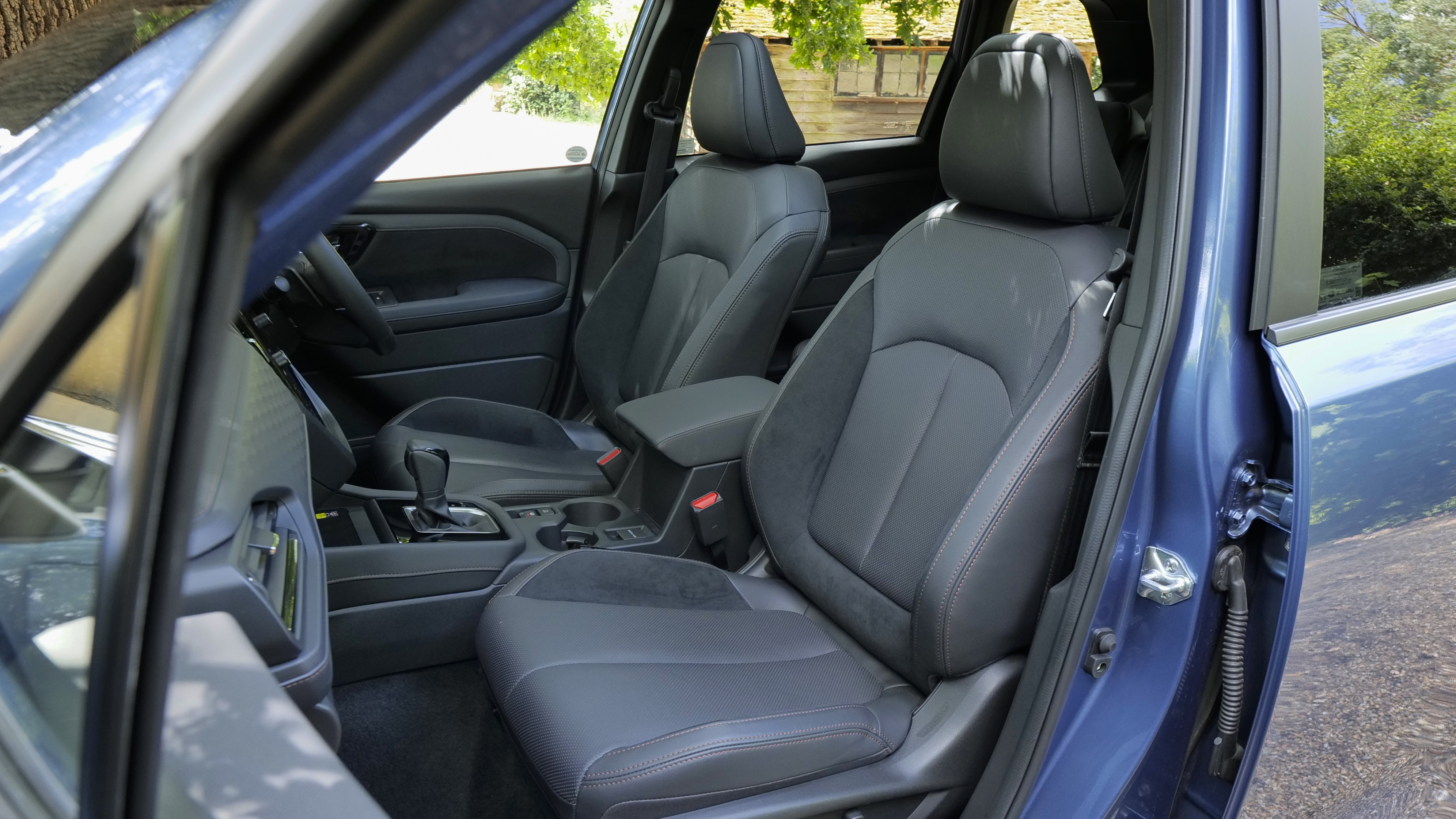 SUBARU FORESTER ESTATE 2.0i e-Boxer Limited 5dr Lineartronic